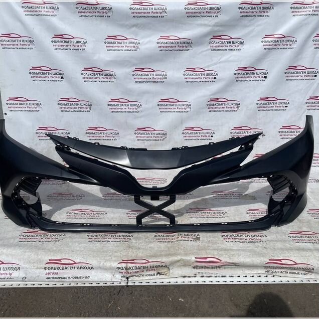 Бампер передний Toyota Camry 70