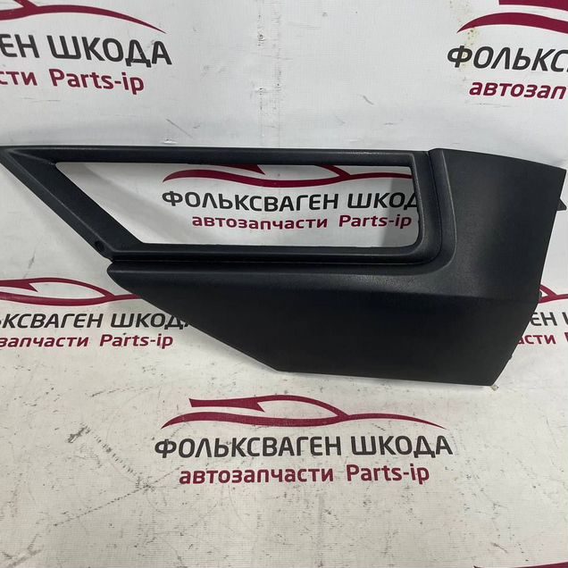 Накладка туманки левая Volkswagen Tiguan 2