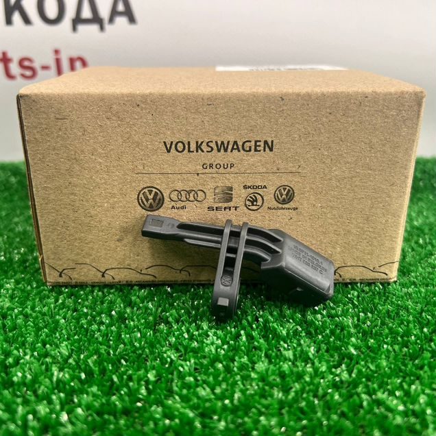 Датчик левый ABS Skoda Volkswagen Audi