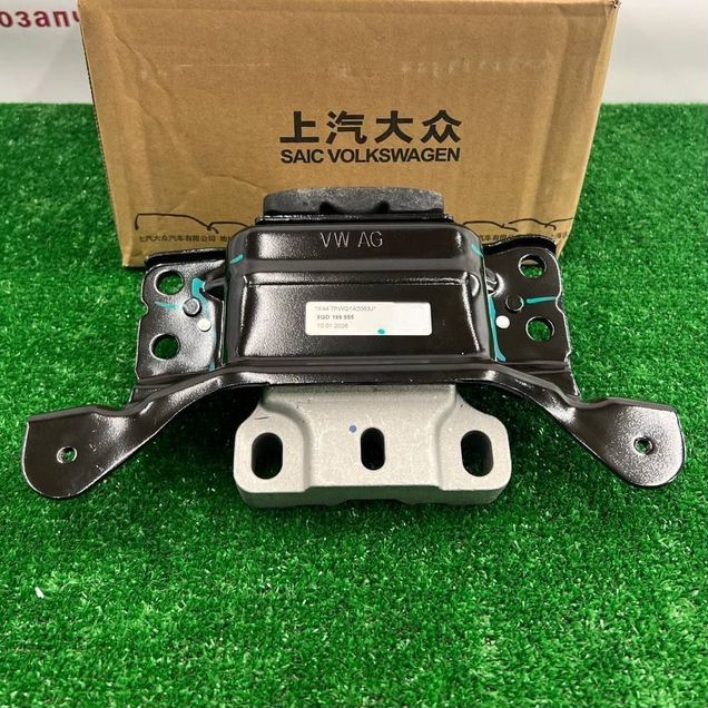 Подушка двигателя левая Volkswagen Skoda