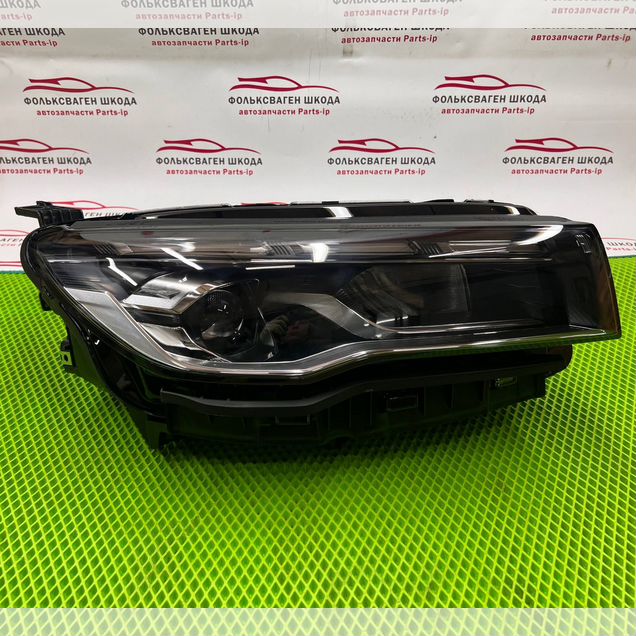 Фара правая Geely Emgrand SS11