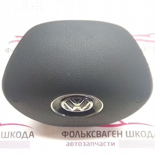 Крышка подушки безопасности в руль Фольксваген