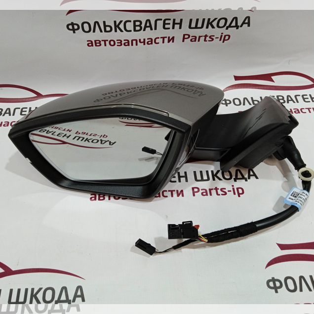 Зеркало заднего вида левое Skoda Octavia A8