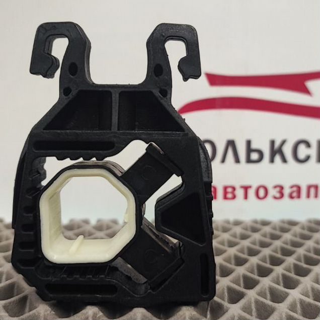 Подушка радиатора боковая Volkswagen Skoda
