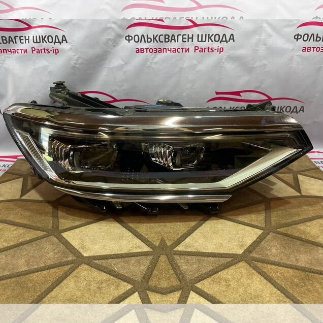 Фара правая Volkswagen Passat B8