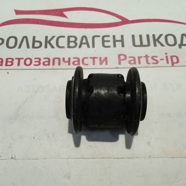 Сайлентблок рычага передний Volkswagen Skoda Audi