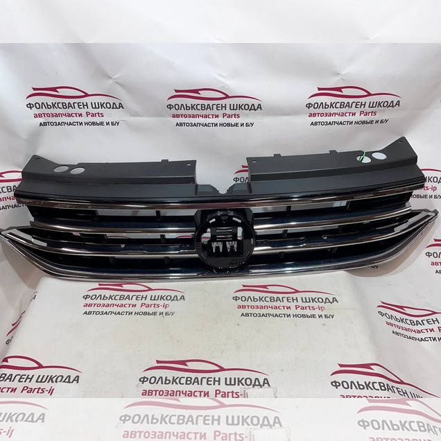 Решетка радиатора Tiguan с 2021 5na853651bJ
