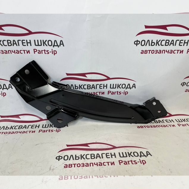 Планка над фарой правая Volkswagen Taos