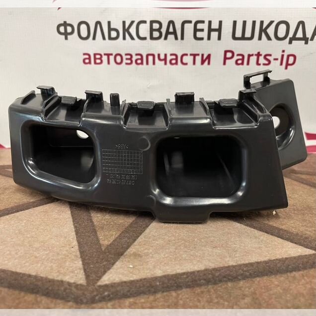 Крепление под фонарь левое Geely Emgrand SS 11