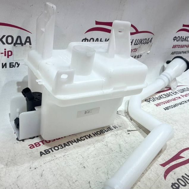 Бачок омывателя с насосом Haval H6