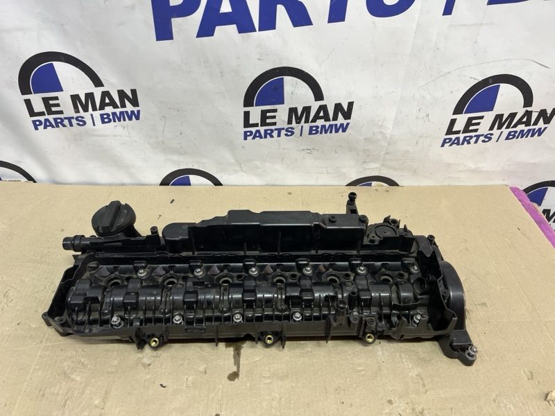 Клапанная крышка BMW X5 G05 B57D30B