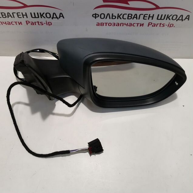 Зеркало боковое правое пассат В7 passat b7