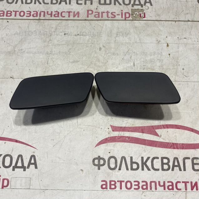 Крышки форсунок омывателя фар Passat B7