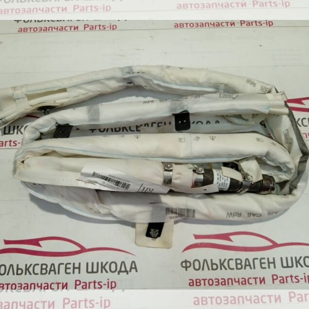 Шторка безопасности правая Фольксваген Тигуан 2