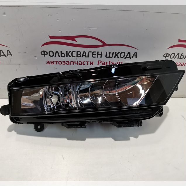 Фара противотуманная правая Skoda Octavia A7