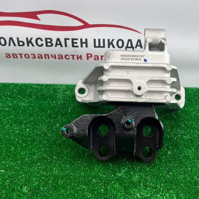 Правая опора двигателя Geely Coolray Belgee X50