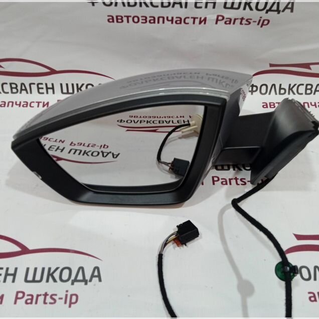 Зеркало левое Skoda Karoq