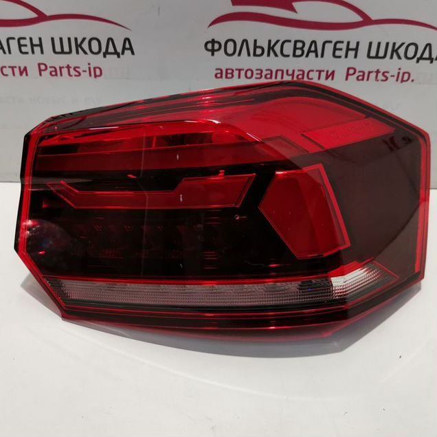 Фонарь задний правый внешний Фольксваген Поло 2020