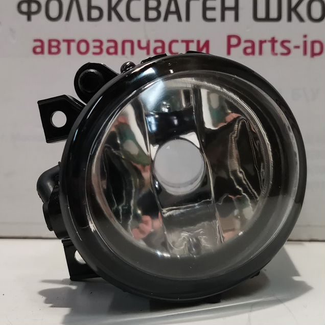 Противотуманка RH VW Polo Sedan Tiguan Caddy