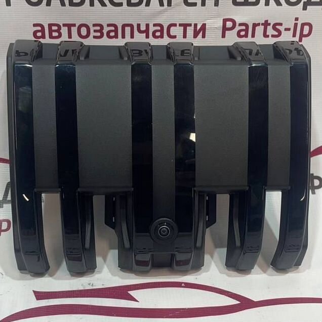 Накладка решетки радиатора Skoda Kodiaq
