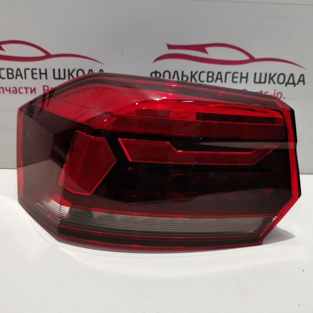 Фонарь задний левый внешний Фольксваген Поло 2020