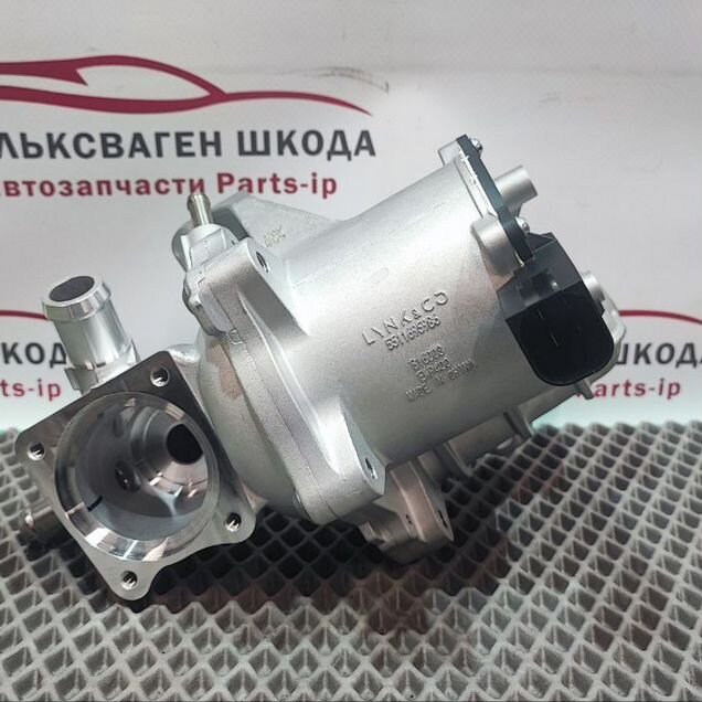 Помпа Geely Coolray