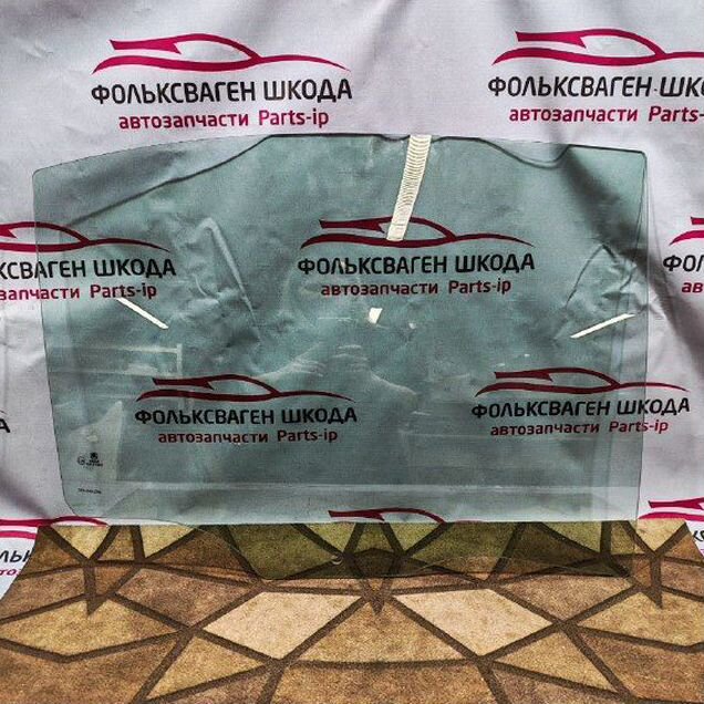 Стекло заднее правое Октавия а8