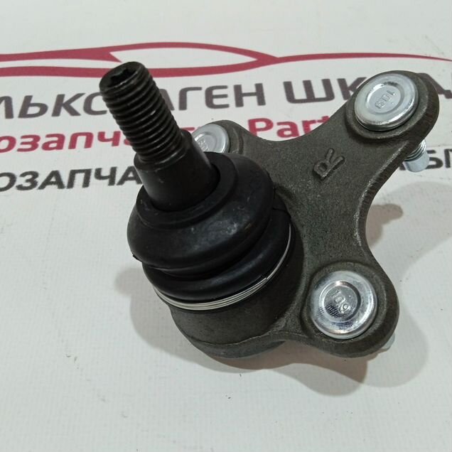 Шаровая переднего рычага правая VAG Skoda