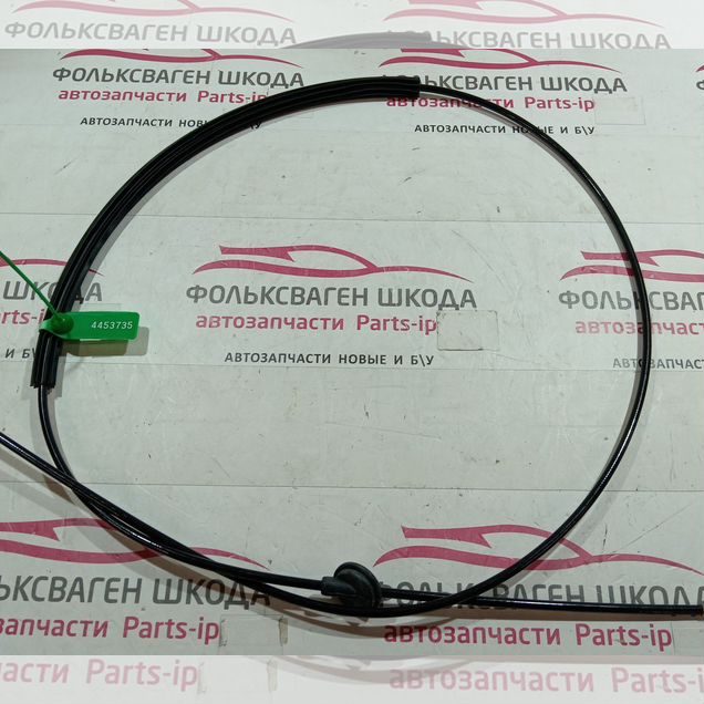 Трос замка капота Шкода Октавия А8 5e3823535