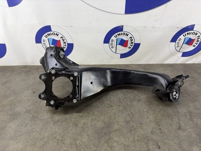 Кулак поворотный левый MINI HATCH F55 F56