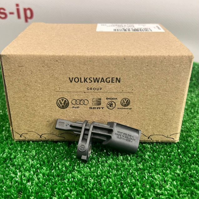 Датчик ABS правый Skoda Volkswagen Audi