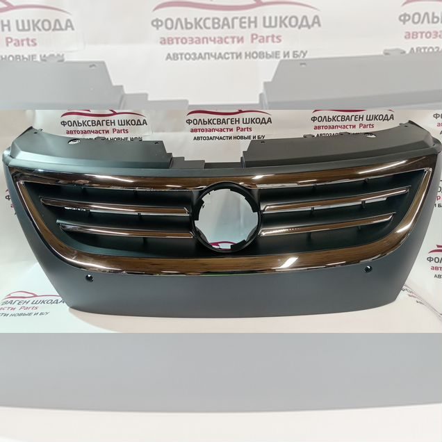 Решетка радиатора Volkswagen: Passat сс до рест