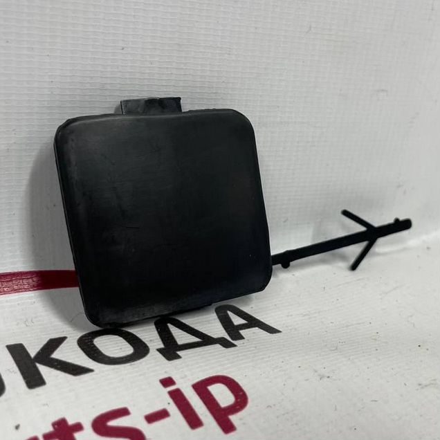 Заглушка буксировочного крюка Skoda Octavia A7