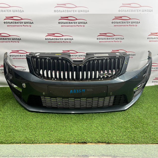 Бампер передний Skoda Octavia A7 RS