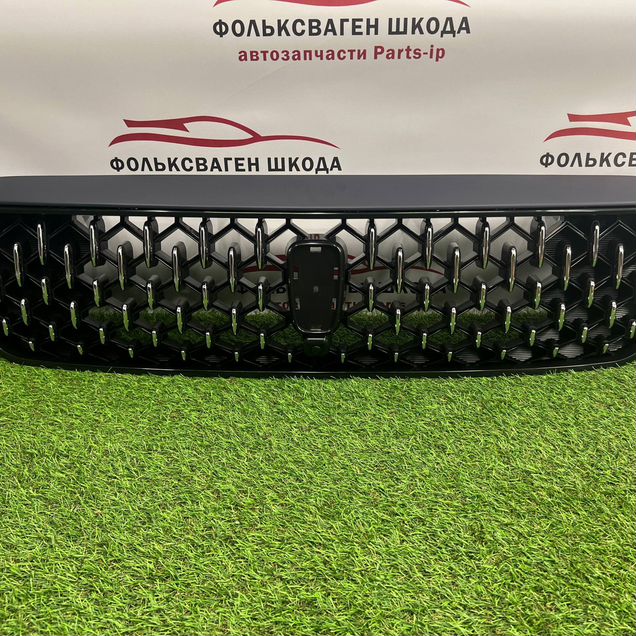 Решетка радиатора FAW B70 оригинал