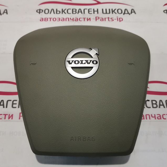 Подушка безопасности в руль Вольво FM4 FH4 Светлая