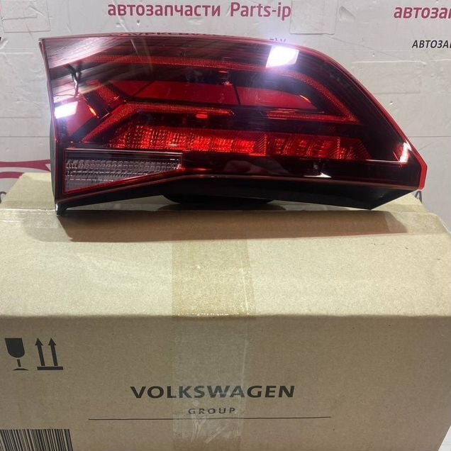 Фонарь задний левый в крышку VW Taos 2gl945093