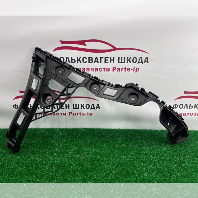 Крепление заднего бампера левое Polo Sedan