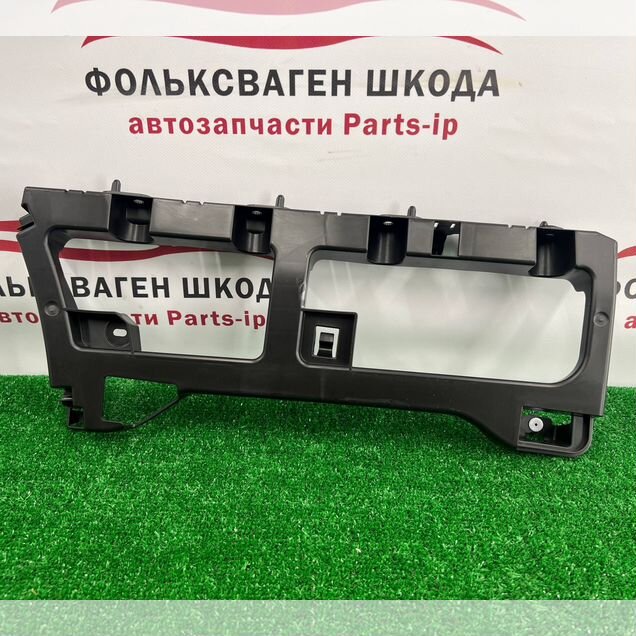 Кронштейн бампера задний правое Peugeot Citroen