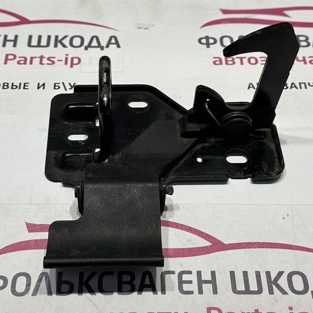 Крюк замка капота Volkswagen Touareg