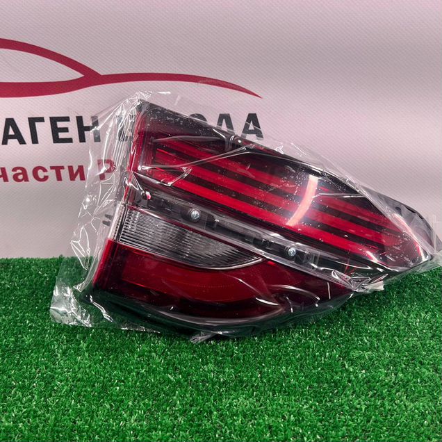 Фонарь левый в крышку багажника Geely Coolray Х50