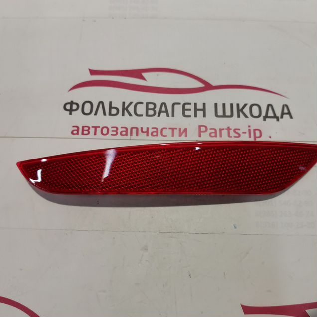 Катафот левый в задний бампер Volkswagen Golf 6