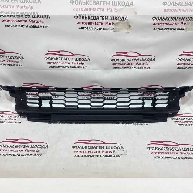 Решетка бампера передняя Skoda Kodiaq 1
