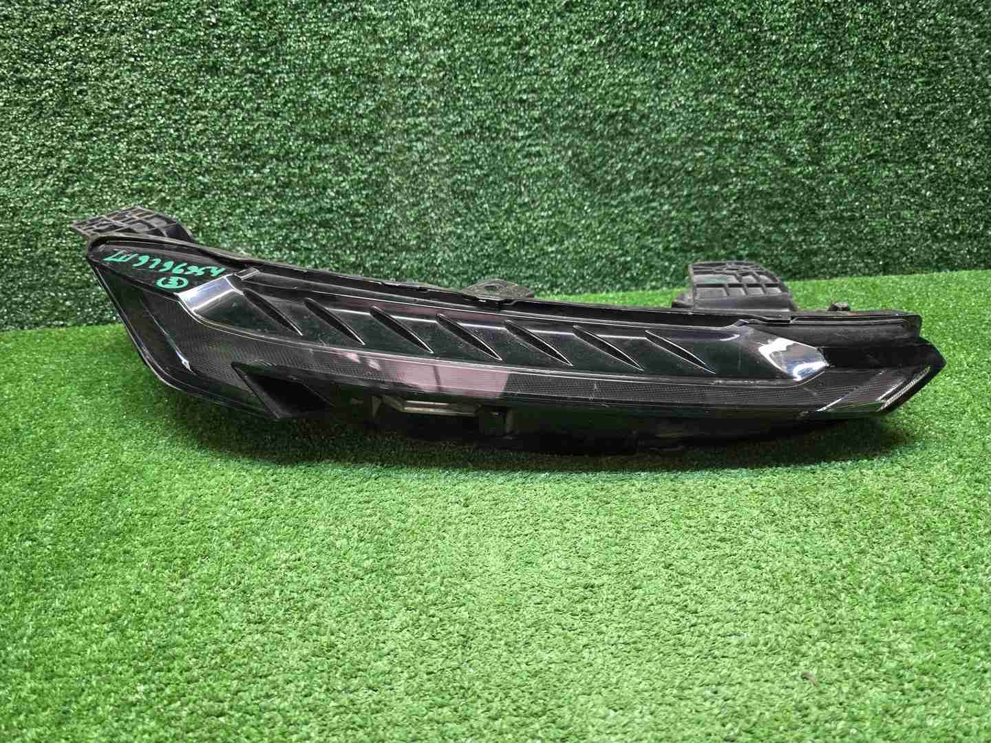 Указатель поворота правый Omoda C5 (22-25)