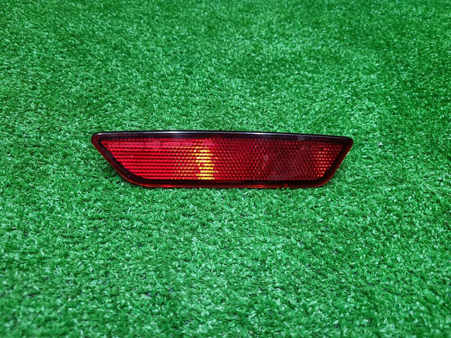 Катафот левый BMW 5er G60 (2023-н.в.) M-paket