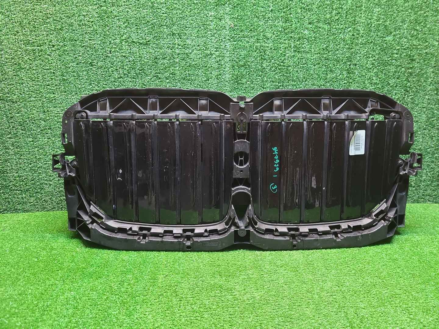 Решетка радиатора BMW X7 G07 (2019-2022)
