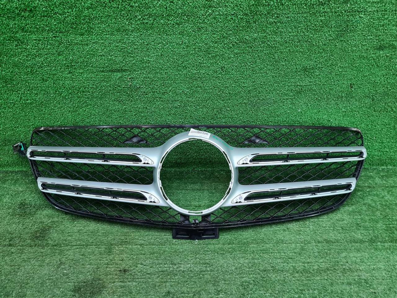 Решетка радиатора Mercedes GLE W166 (2015-2018)