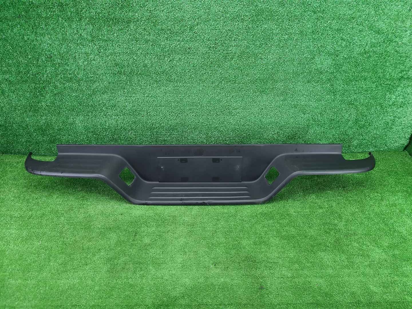 Накладка бампера Foton Tunland G7 (2019-н.в.)