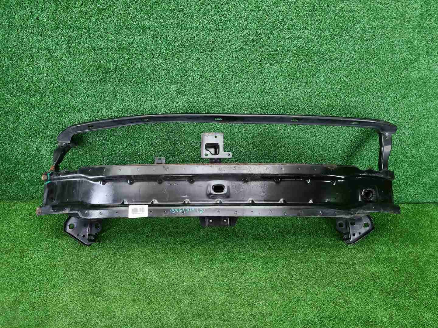 Усилитель передний VW Teramont (2021-н.в.)