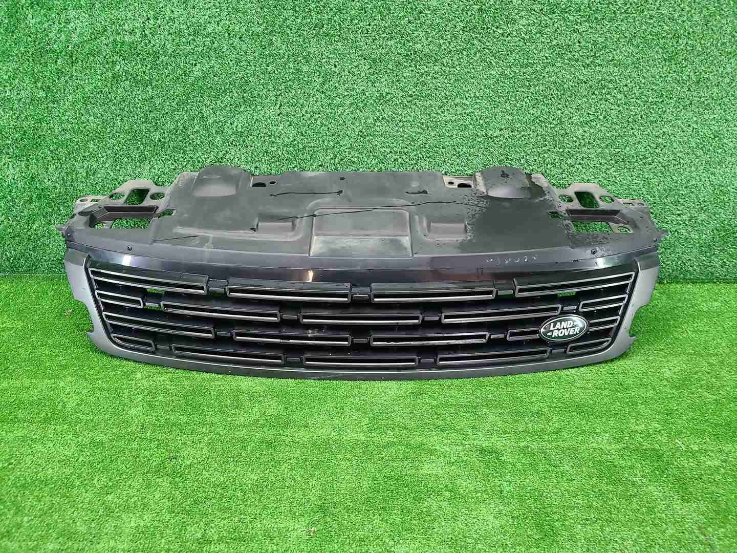 Решетка радиатора Range Rover Sport 3 L461 (22-нв)